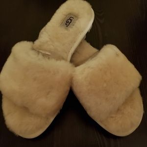 UGG Cozette fuzzy slide
